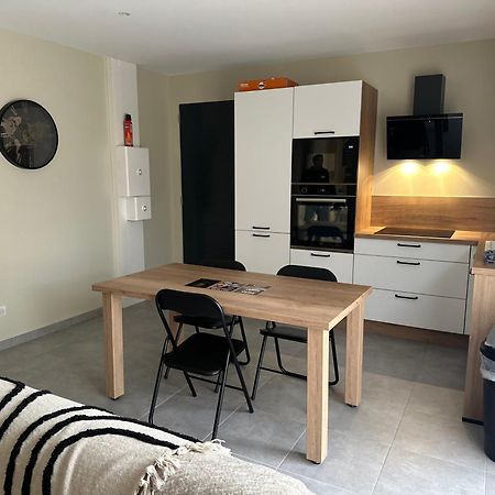 Maison T3 Dans Un Village Calme Saint-Mitre-les-Remparts エクステリア 写真