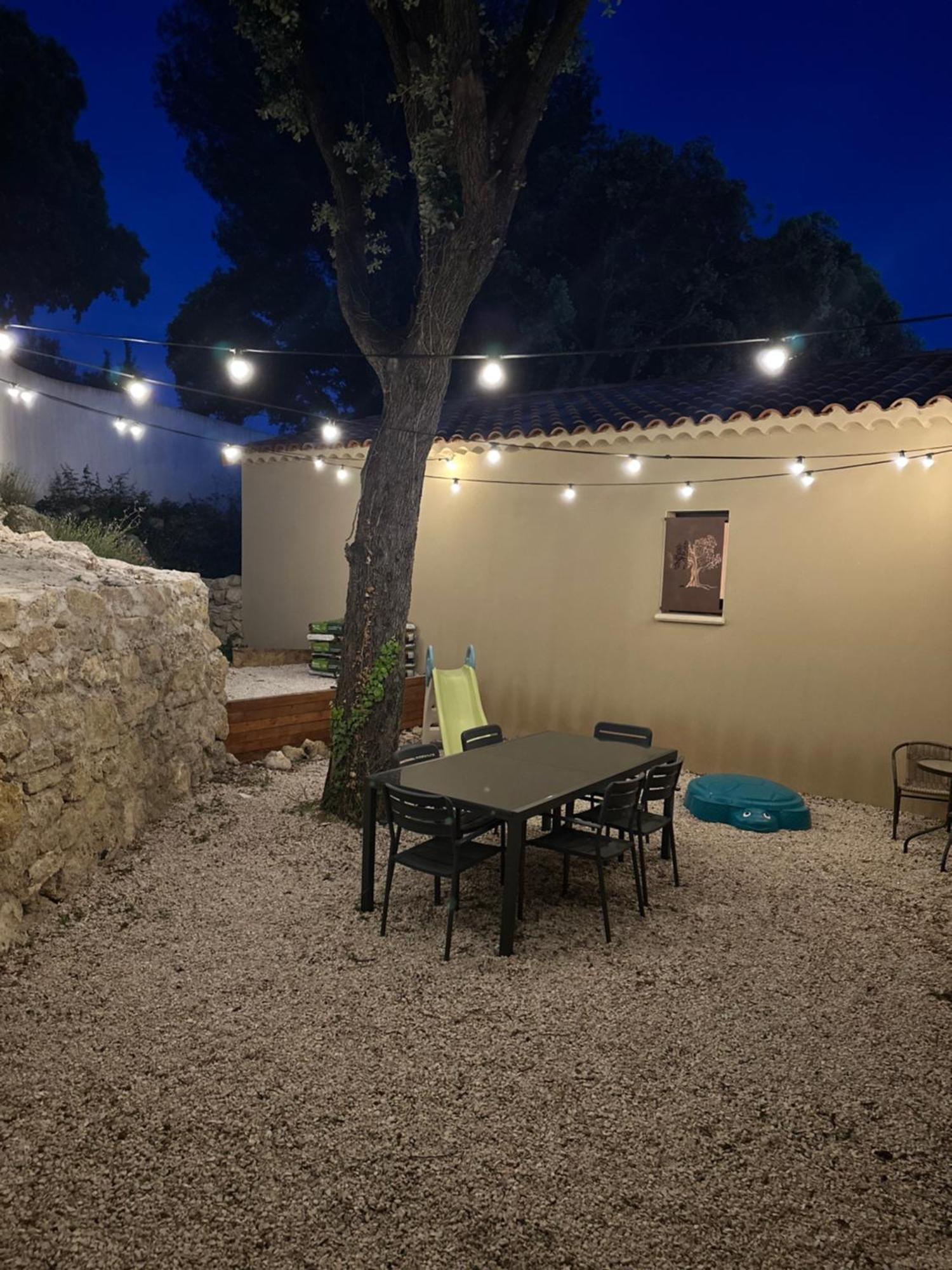 Maison T3 Dans Un Village Calme Saint-Mitre-les-Remparts エクステリア 写真